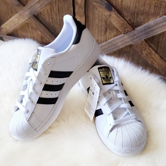 adidas women's original superstar shoes